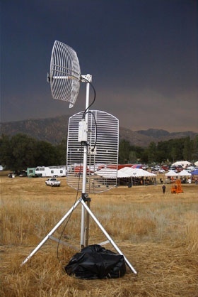 Moveable antenna setup in front of incident command tents